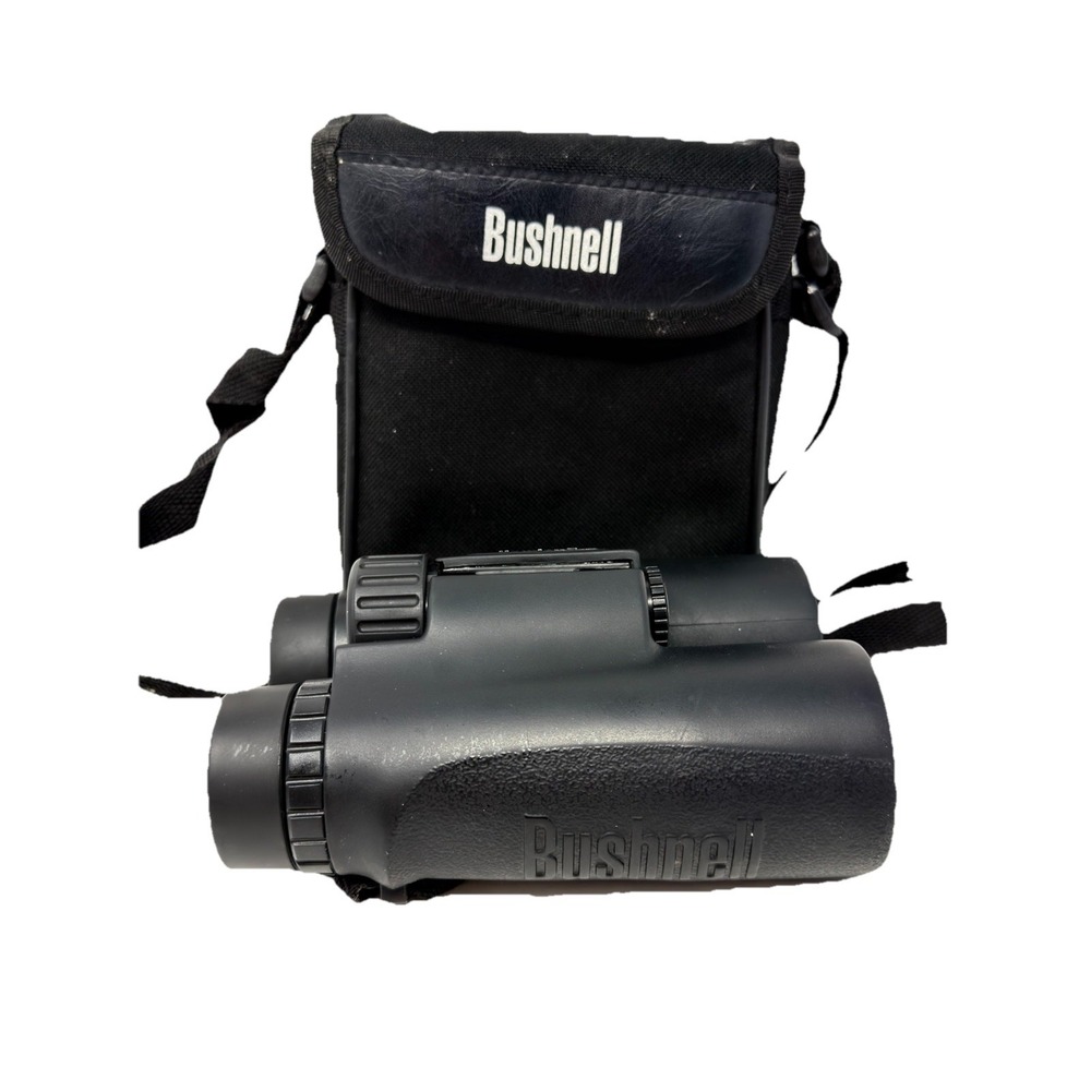 Bushnell PermaFocus 7x35 Binoculars Focus Free Wide Angle Spectator Case Black